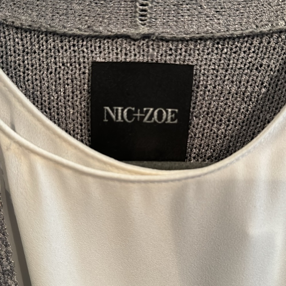 NIC + ZOE Tunic - Picture 3 of 6